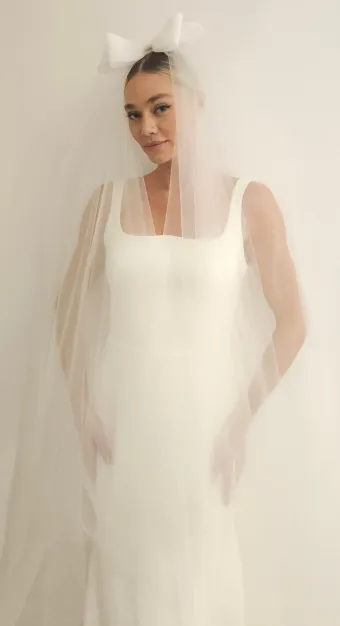 Calista Couture Bow Veil #5 frontface vertical thumbnail