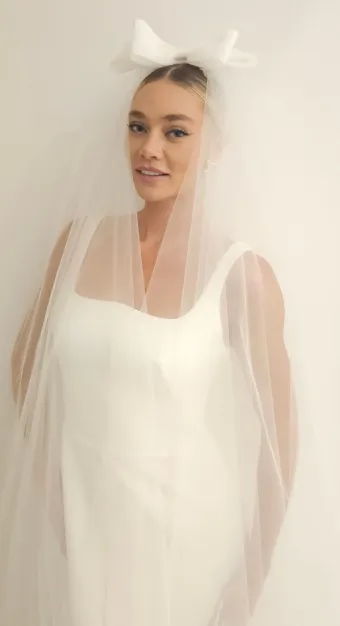 Calista Couture Bow Veil #4 frontface vertical thumbnail