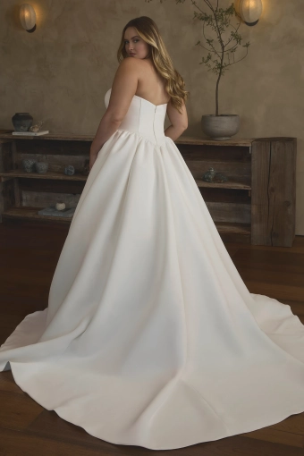 Casablanca Bridal Style #2658C #1 default backface vertical thumbnail