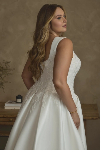 Casablanca Bridal Style #2662C #3 backface vertical cropped thumbnail