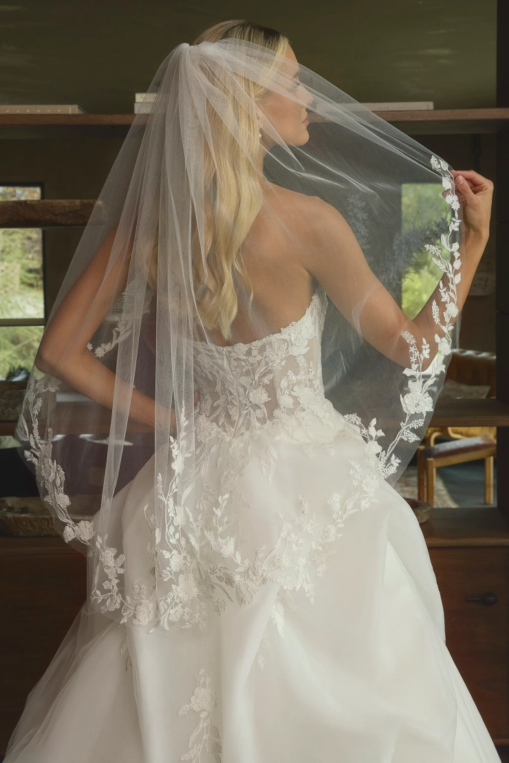 Casablanca Bridal 2641-1
