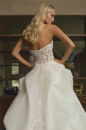 Style 2641-1 Lucette #4 backface vertical cropped thumbnail