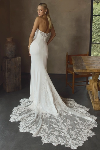 Style 2642 Hollis #3 backface vertical thumbnail