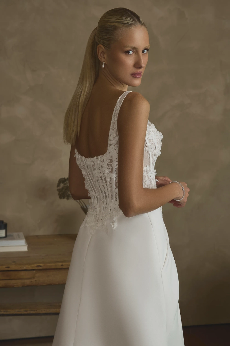 Casablanca Bridal 2643