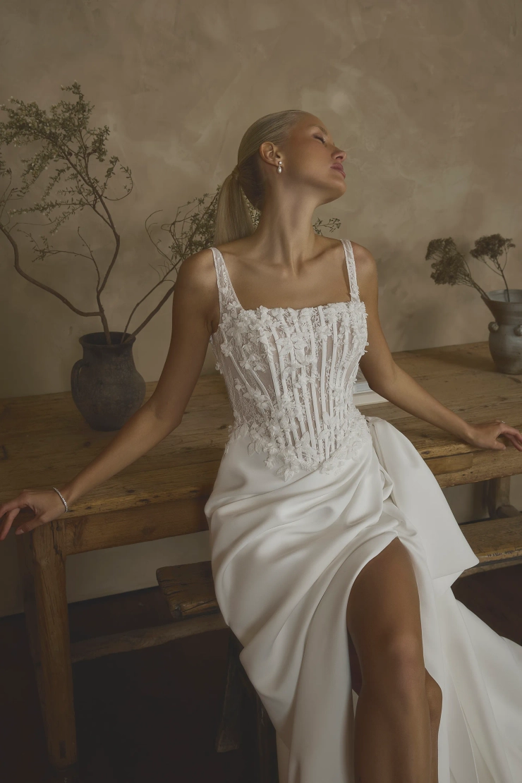 Casablanca Bridal 2643