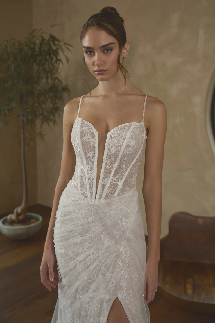 Casablanca Bridal 2644