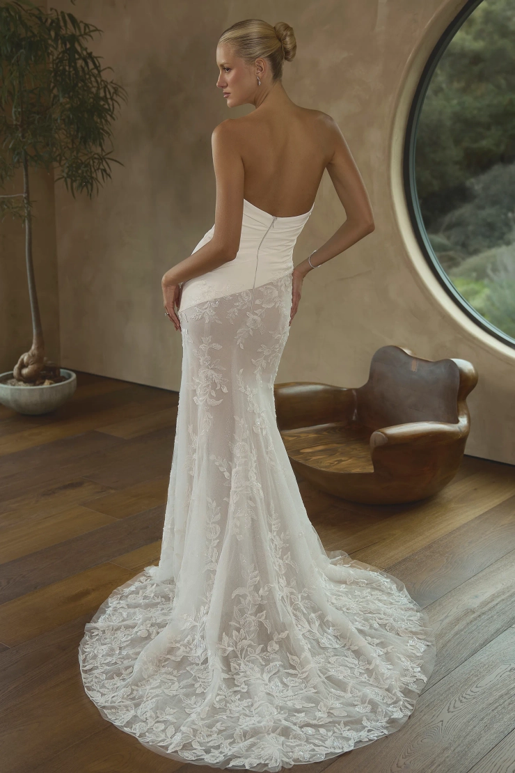 Casablanca Bridal 2645