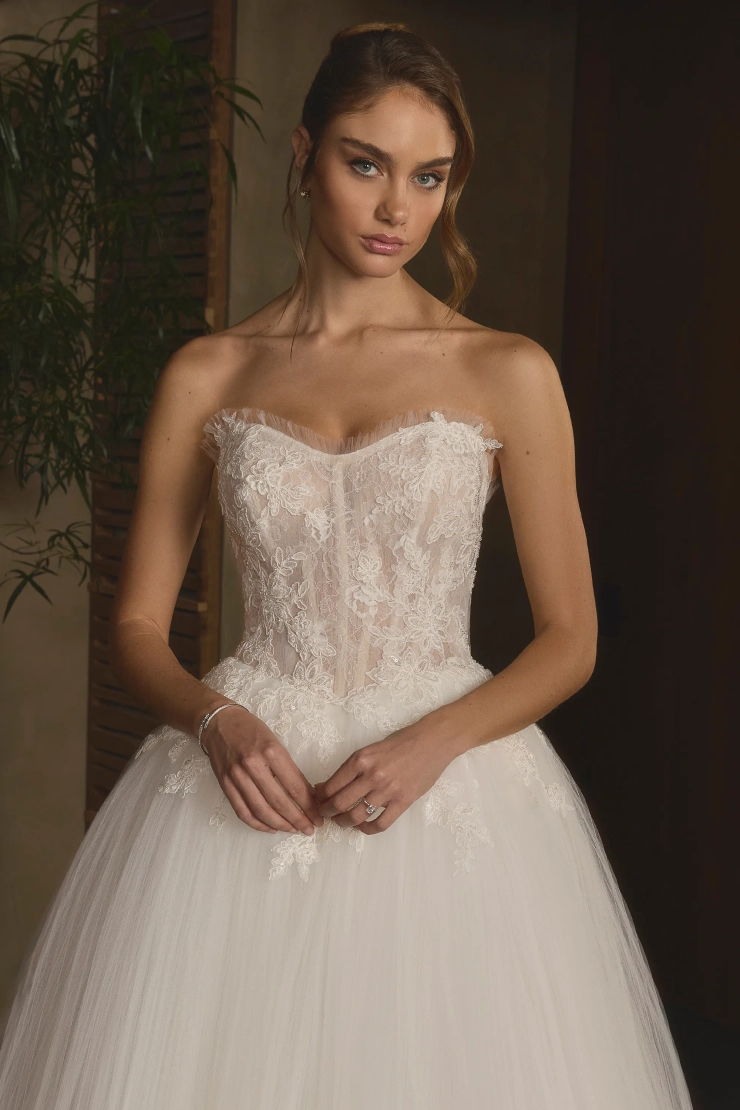Casablanca Bridal 2650
