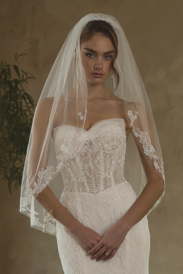 Casablanca Bridal 2653
