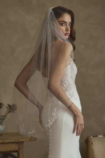 Style 2659-1 Bruna #4 backface vertical cropped thumbnail