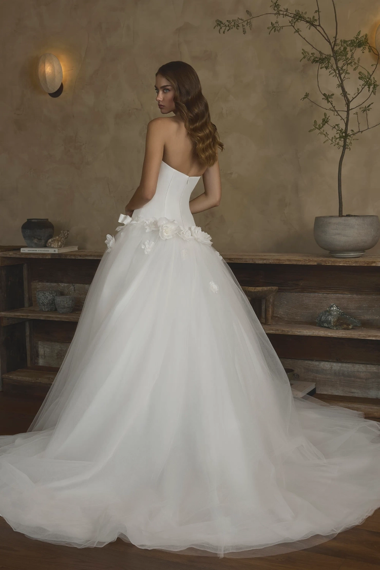 Casablanca Bridal 2665