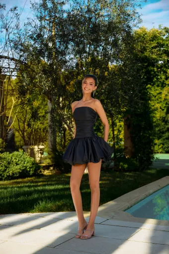 Portia and Scarlett XO200 #1 Black frontface vertical thumbnail