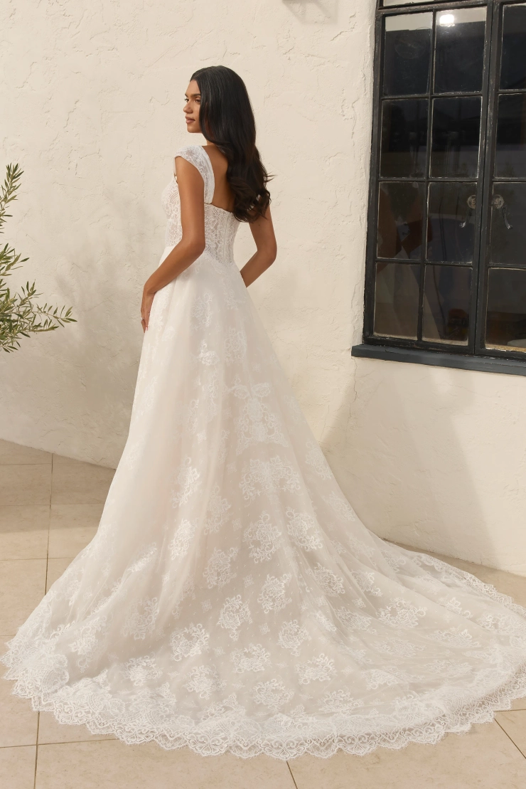 Casablanca Bridal BL512