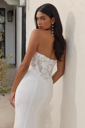 Style BL513 Lila #6 backface vertical cropped thumbnail