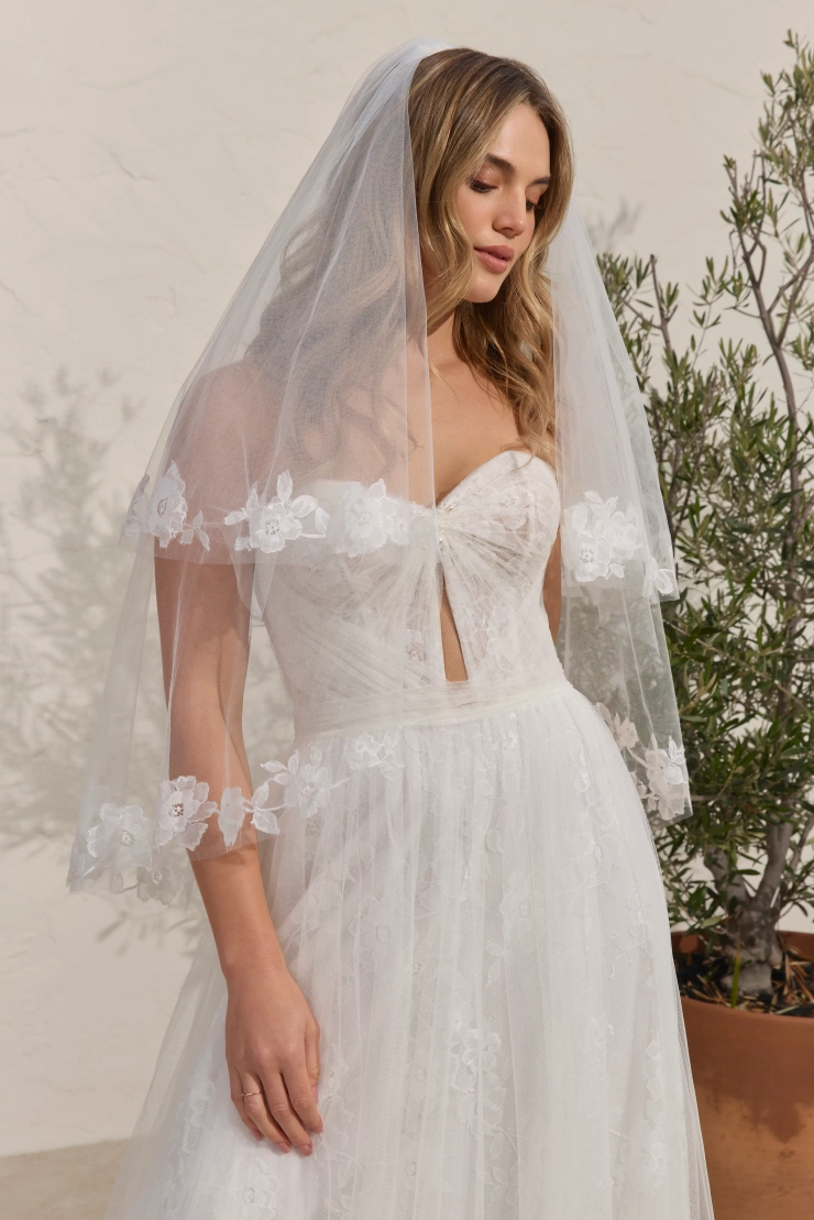 Casablanca Bridal BL522