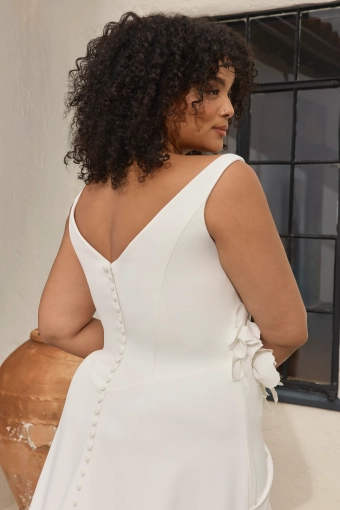 Style BL517C Darian #3 backface vertical cropped thumbnail