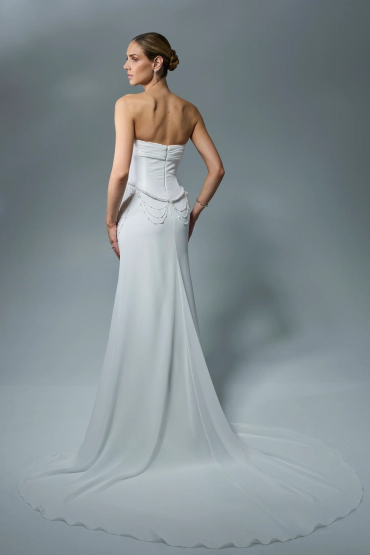 Casablanca Bridal LE177-1