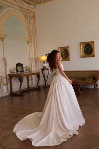 Ariamo Carfelli #Letizia #2 default backface vertical thumbnail