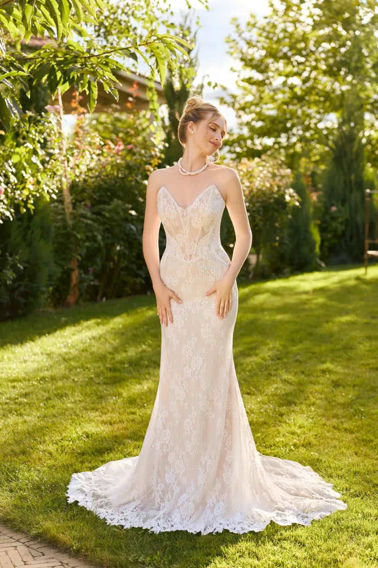 Angela Bianca Style #1158 Image