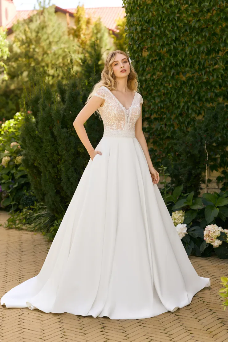 Angela Bianca Style #1163 Image