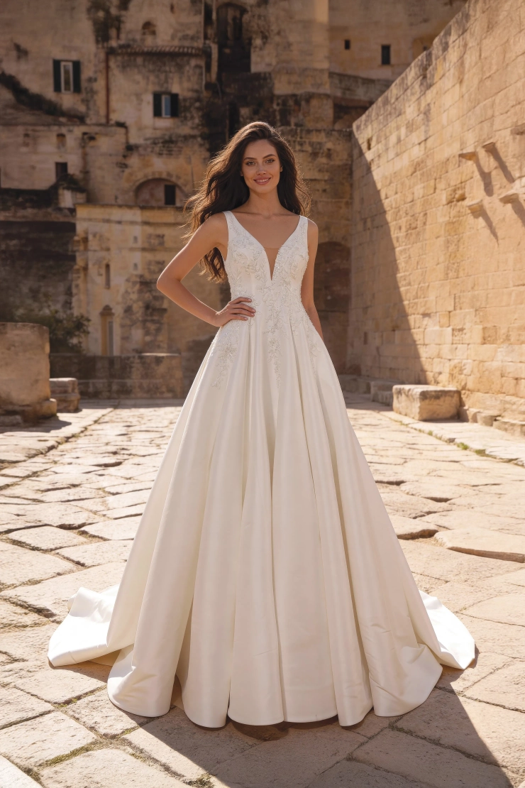 Monica Loretti 8396 Image