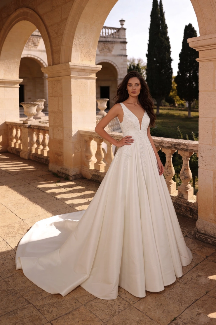Monica Loretti Style #8396