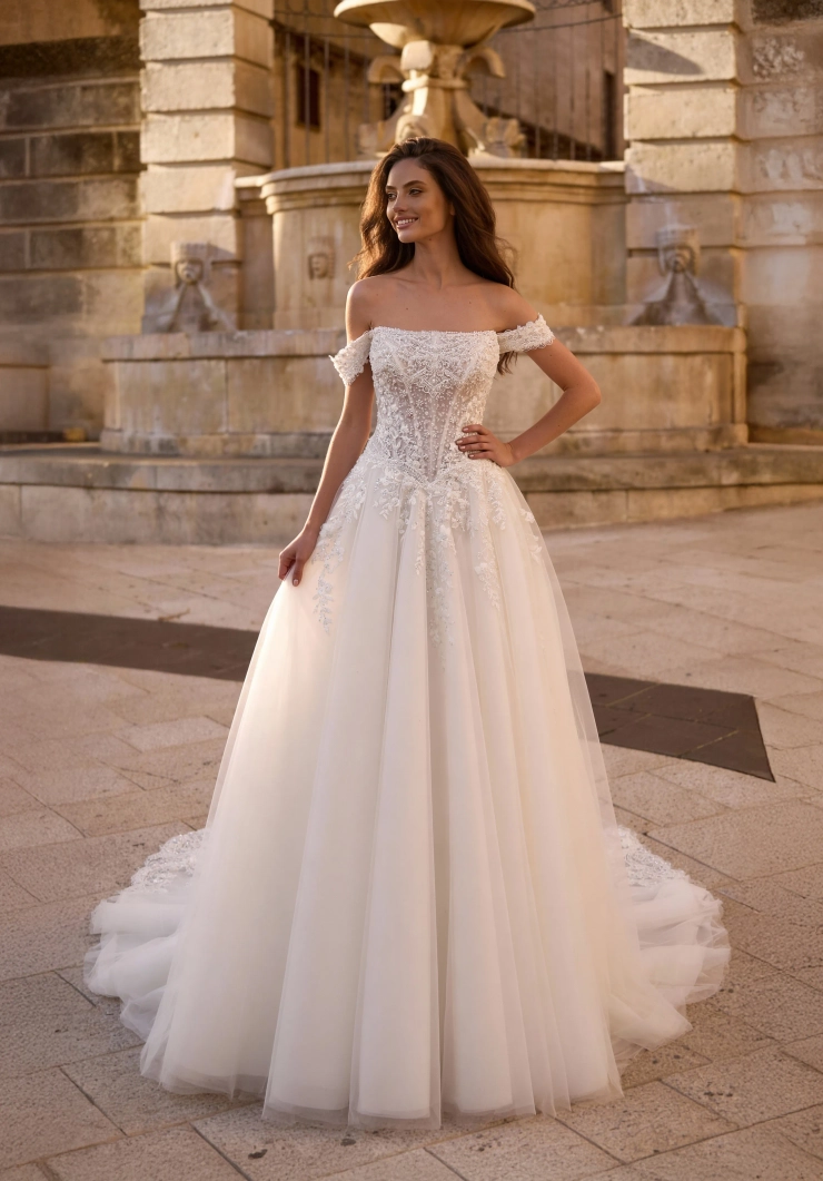 Monica Loretti 8411 Image
