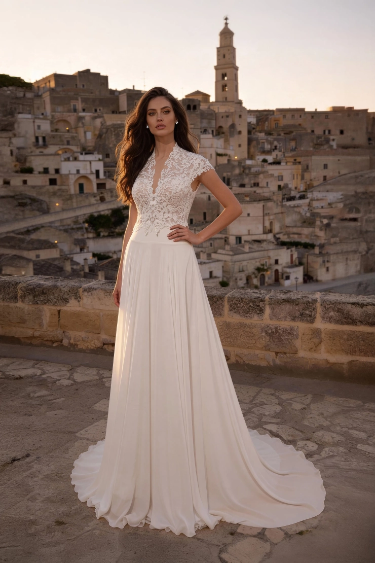 Monica Loretti 8425 Image