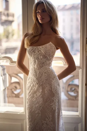Milla Nova - White and Lace Lunova #7 frontface vertical cropped thumbnail