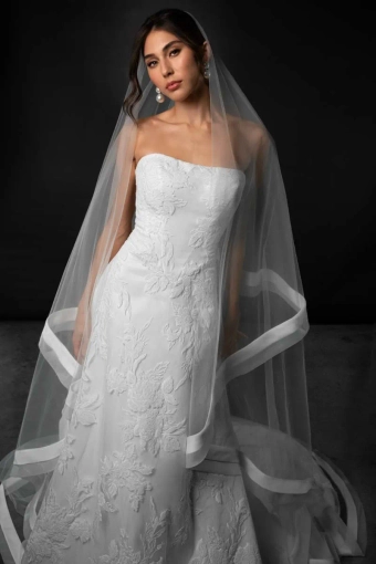 Martina Liana Style #ML2013 #3 frontface vertical cropped thumbnail