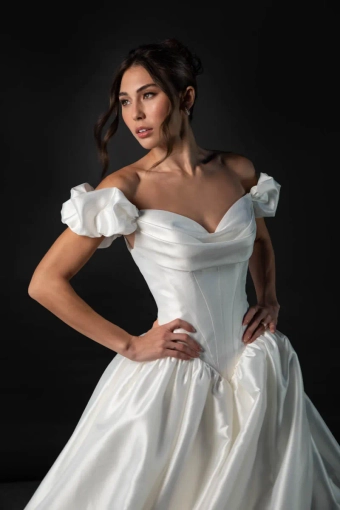 Martina Liana Style #ML2059 #3 frontface vertical cropped thumbnail