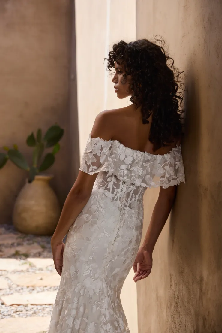 Lillian West Style #66456 #9 backface vertical cropped picture