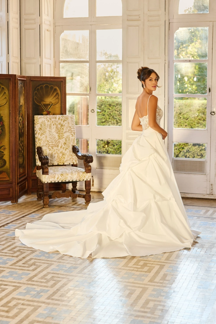 Monica Loretti Style #8361