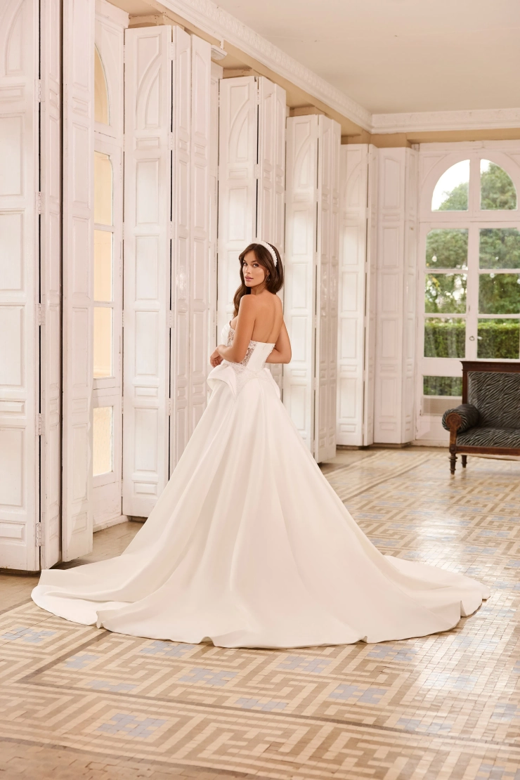Monica Loretti Style #8364