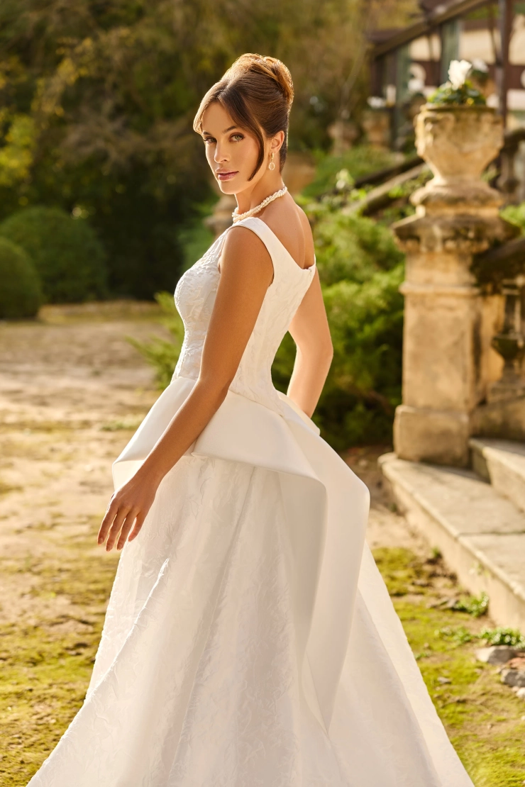 Monica Loretti Style #8374 Bodice #8 backface vertical cropped picture