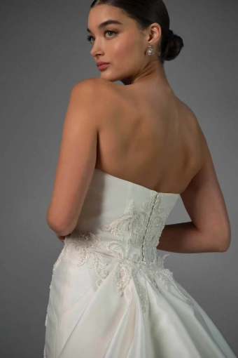 Martina Liana Luxe Style NO. LE1487 #7 backface vertical cropped thumbnail