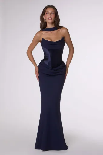 Ester Collection 32T7 #1 frontface vertical thumbnail