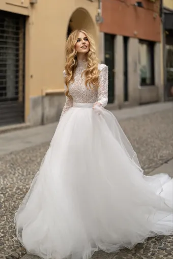 Dovita Bridal Style# Reflection #1 frontface vertical thumbnail