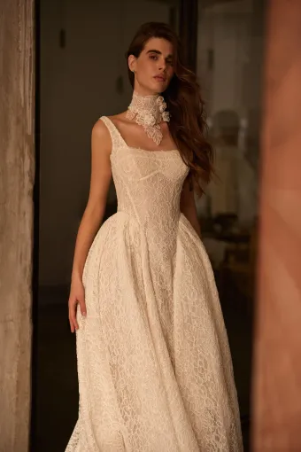 Milla Nova Atelier Style #Audrey #9 vertical thumbnail