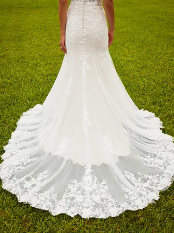 Adrianna Papell Platinum 31206  Elegant Lace V-neck Trumpet Wedding Dress #3 backface vertical cropped thumbnail