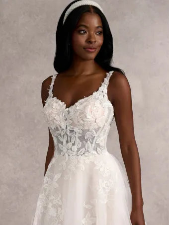 Adrianna Papell Platinum 31261  A-line Sweetheart Lace Wedding Dress with Appliques #2 frontface vertical cropped thumbnail