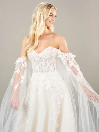 Adrianna Papell Platinum 31277  A-line Sweetheart Lace Wedding Dress #5 frontface vertical cropped thumbnail