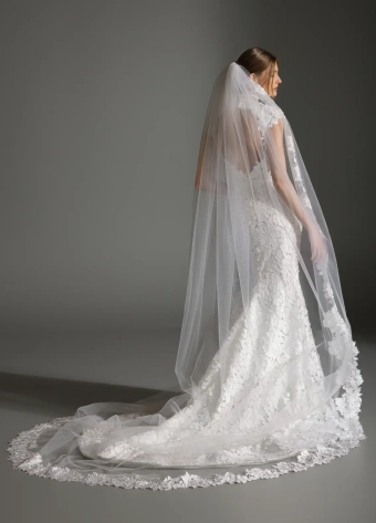 Maison Perez Style Alex Veil #1 default backface vertical thumbnail