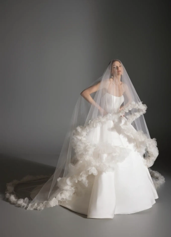 Maison Perez Style April Veil #2 frontface vertical thumbnail
