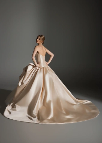 Maison Perez Style Astor #11 backface vertical thumbnail