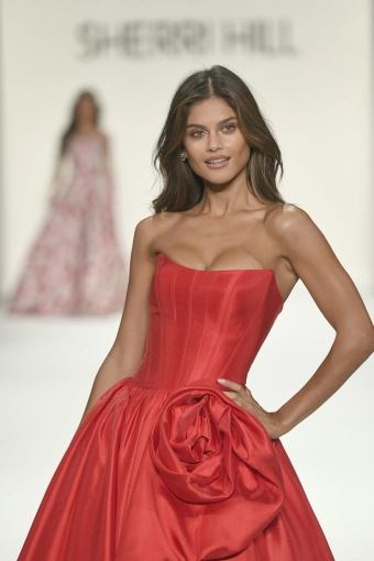 Sherri Hill 57778 $3 Red frontface vertical cropped thumbnail