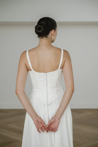 Lis Simon Style SS1003-L #4 backface vertical cropped thumbnail