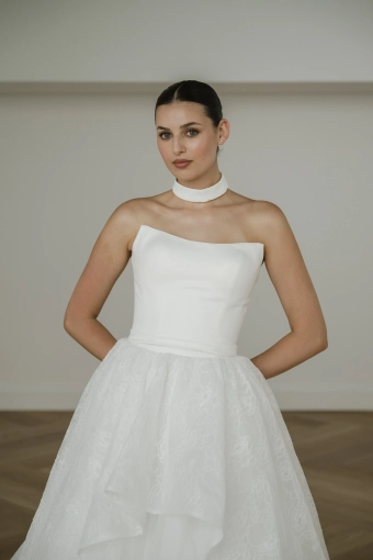 Lis Simon Style SS1004 #1 frontface vertical cropped thumbnail