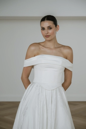 Lis Simon Style SS1005 #3 frontface vertical cropped thumbnail
