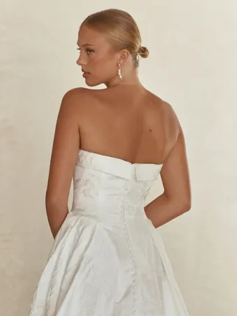 Serene Clea #4 backface vertical cropped thumbnail